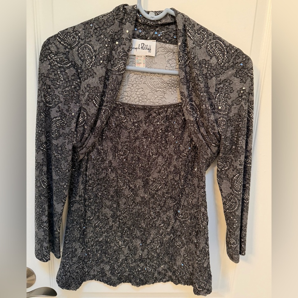 Joseph Ribkoff Gray LaceTop with small amt of Sequins for pop, Size 10 or Medium